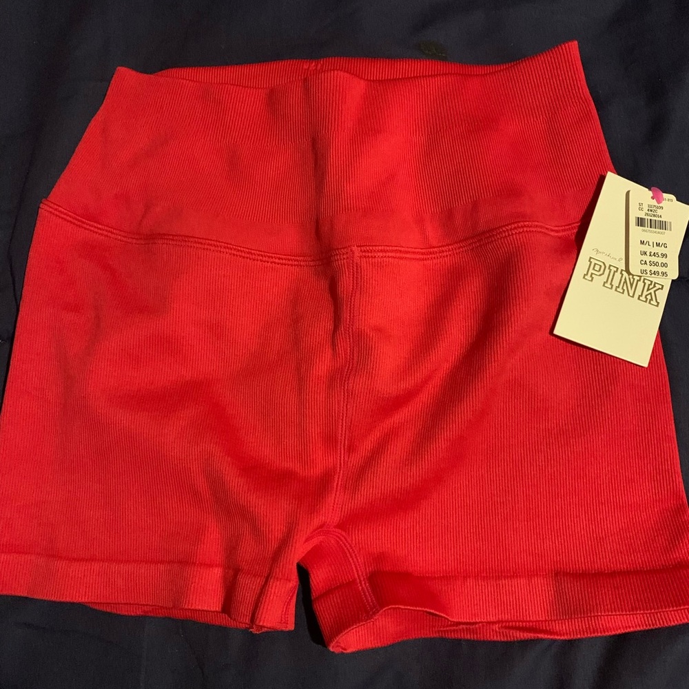 Cute PINK biker shorts.